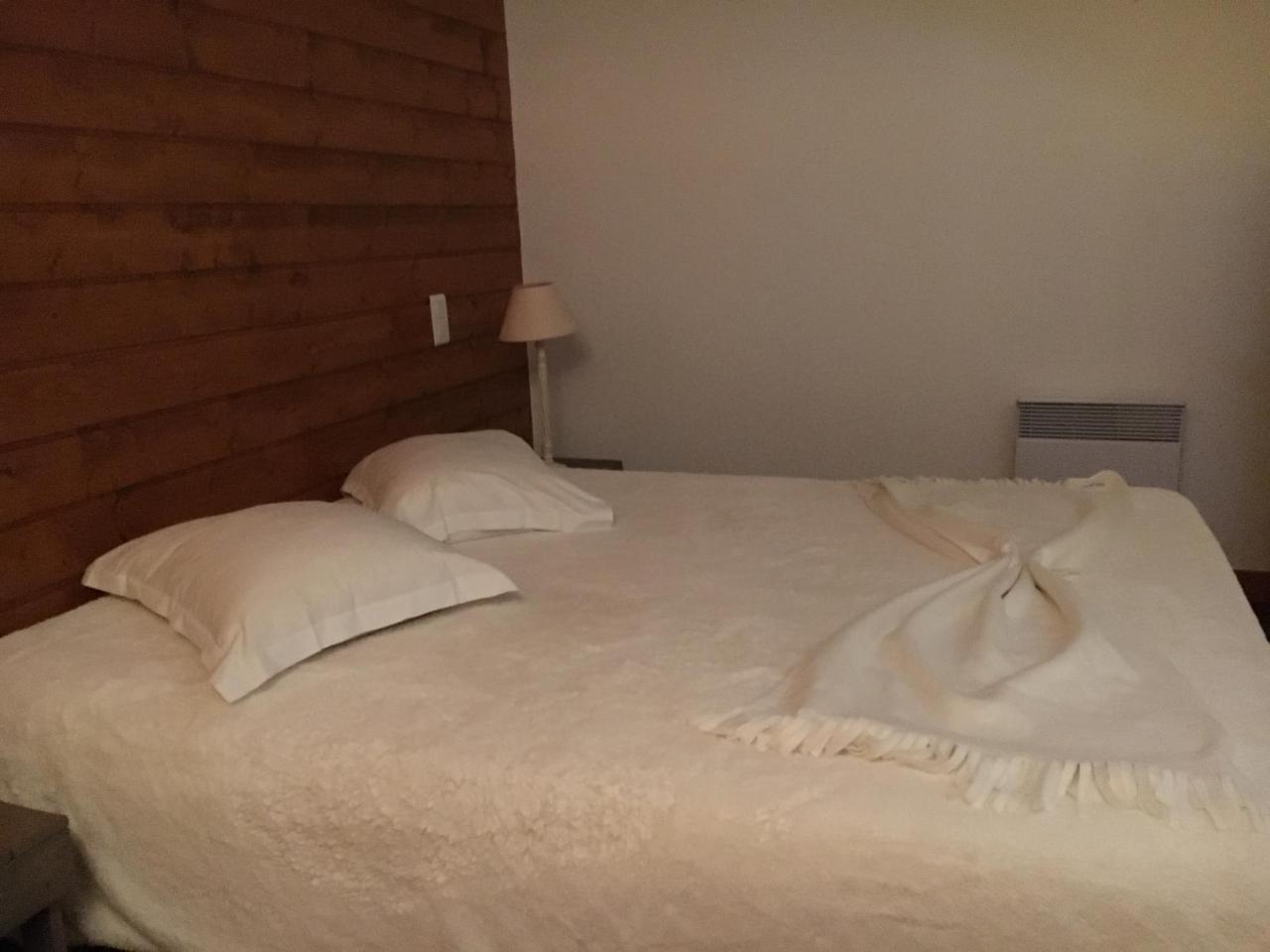 Chambres D'Hotes Les Templiers Rugney Bagian luar foto